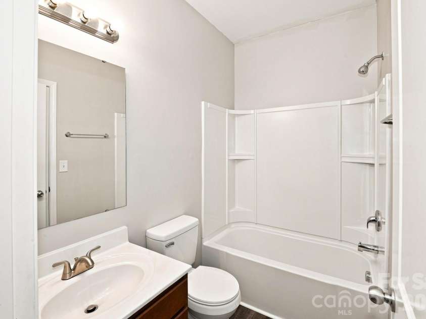 9320 Gentle Stream Lane, Charlotte, NC 28214.  MLS# CAR4418428, YatesRealty ID 46956. 