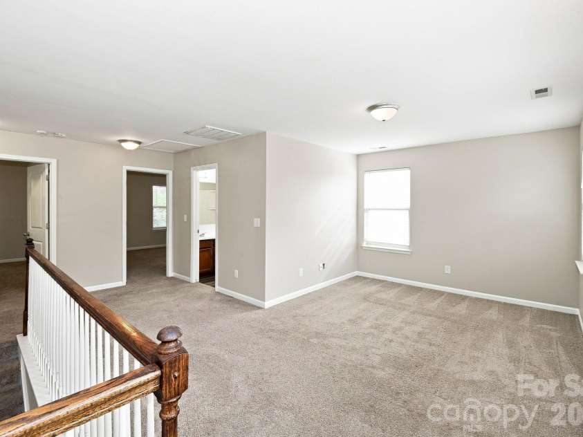 9320 Gentle Stream Lane, Charlotte, NC 28214.  MLS# CAR4418428, YatesRealty ID 46956. 