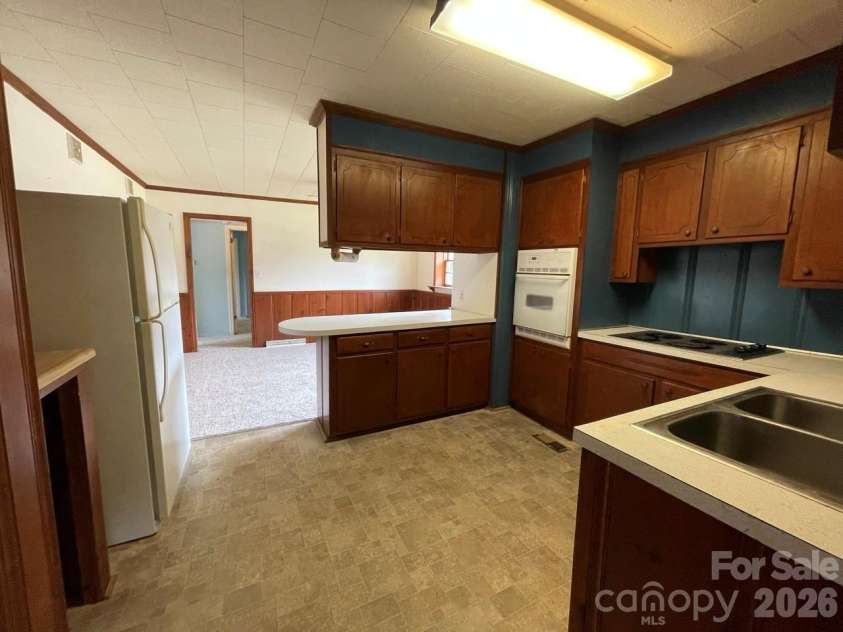 510 Welsh Street, Kershaw, SC 29067.  MLS# CAR4408530, YatesRealty ID 46957. 