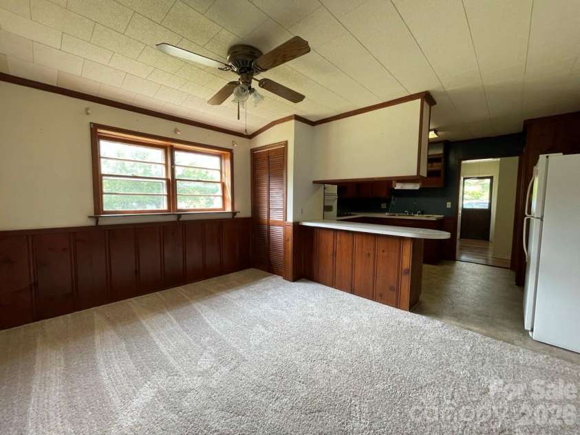 510 Welsh Street, Kershaw, SC 29067.  MLS# CAR4408530, YatesRealty ID 46957. 