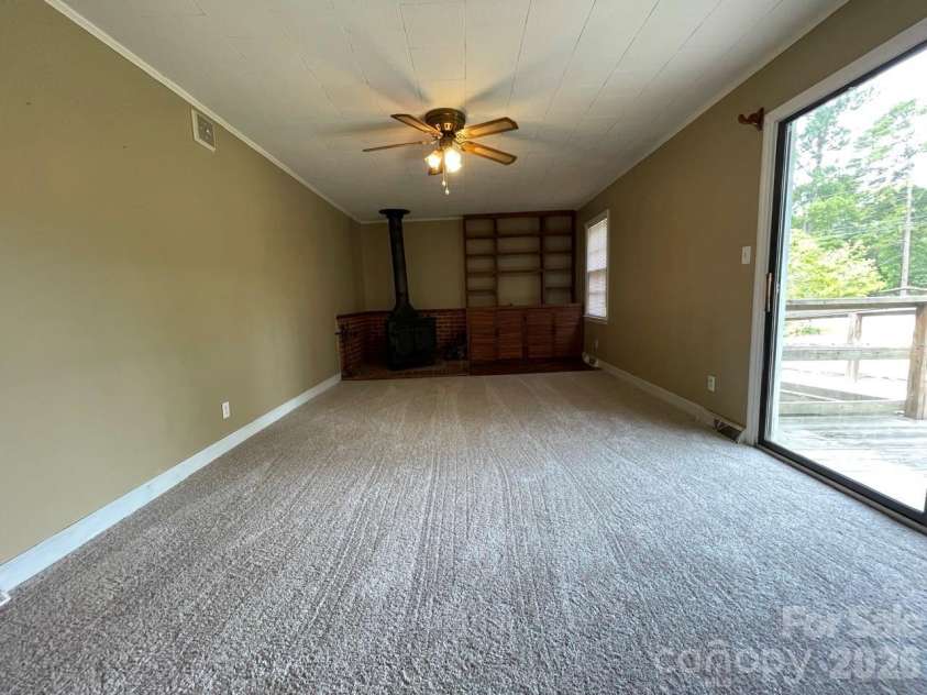 510 Welsh Street, Kershaw, SC 29067.  MLS# CAR4408530, YatesRealty ID 46957. 
