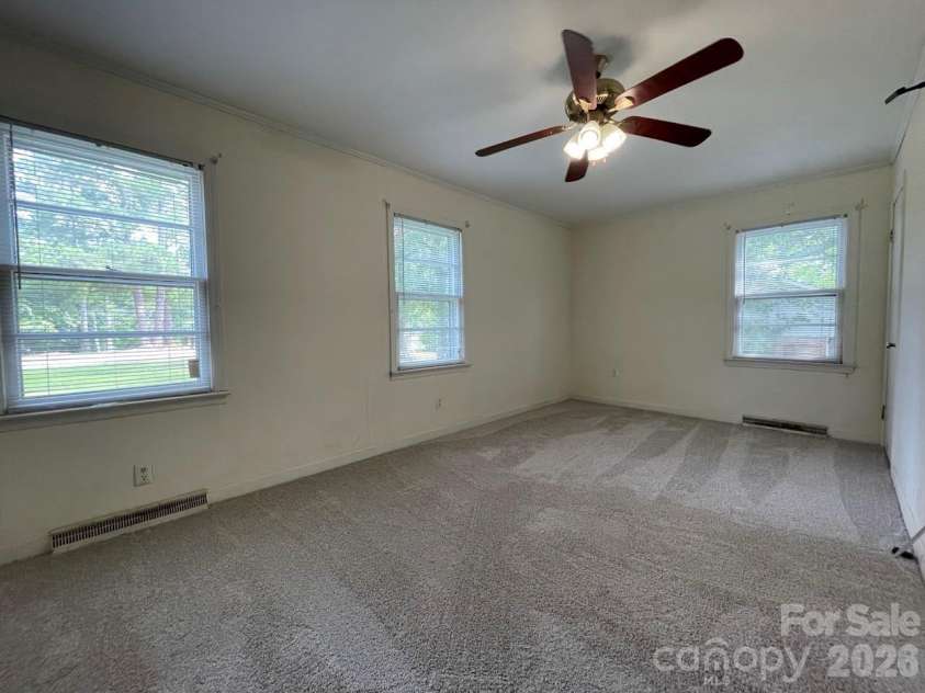 510 Welsh Street, Kershaw, SC 29067.  MLS# CAR4408530, YatesRealty ID 46957. 