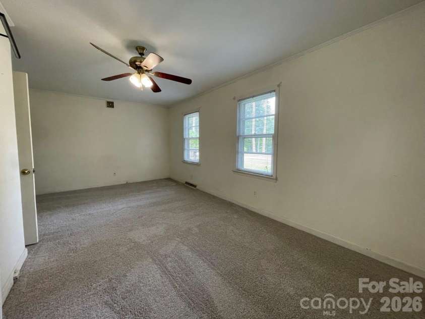 510 Welsh Street, Kershaw, SC 29067.  MLS# CAR4408530, YatesRealty ID 46957. 