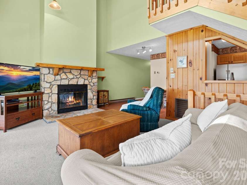 184 Mountain Club Drive, Vilas, NC 28692.  MLS# CAR4417205, YatesRealty ID 46958. 