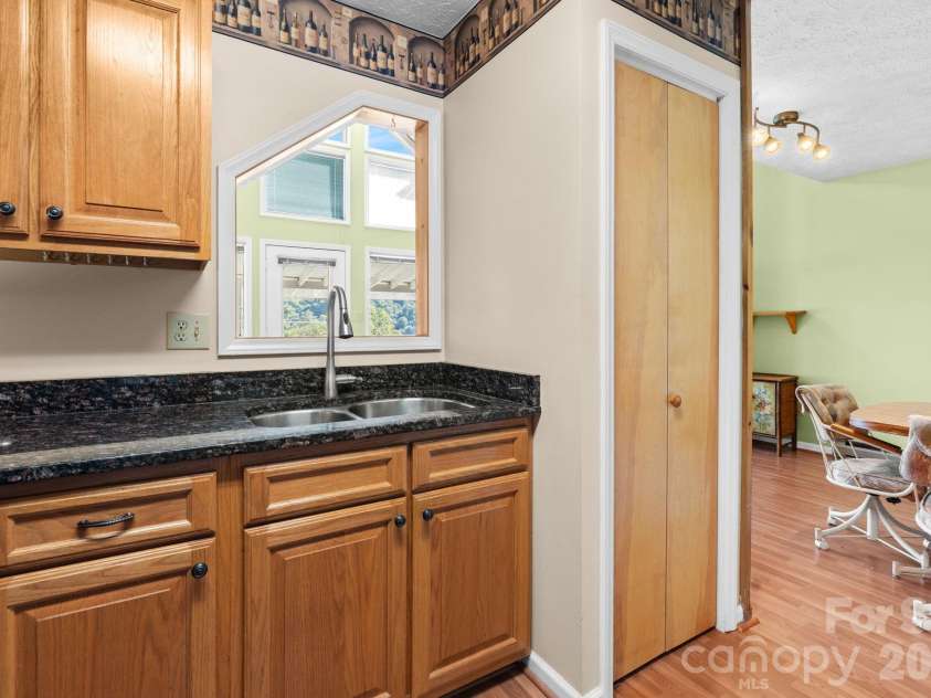 184 Mountain Club Drive, Vilas, NC 28692.  MLS# CAR4417205, YatesRealty ID 46958. 