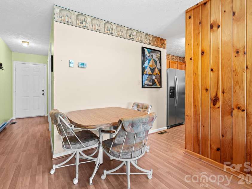 184 Mountain Club Drive, Vilas, NC 28692.  MLS# CAR4417205, YatesRealty ID 46958. 