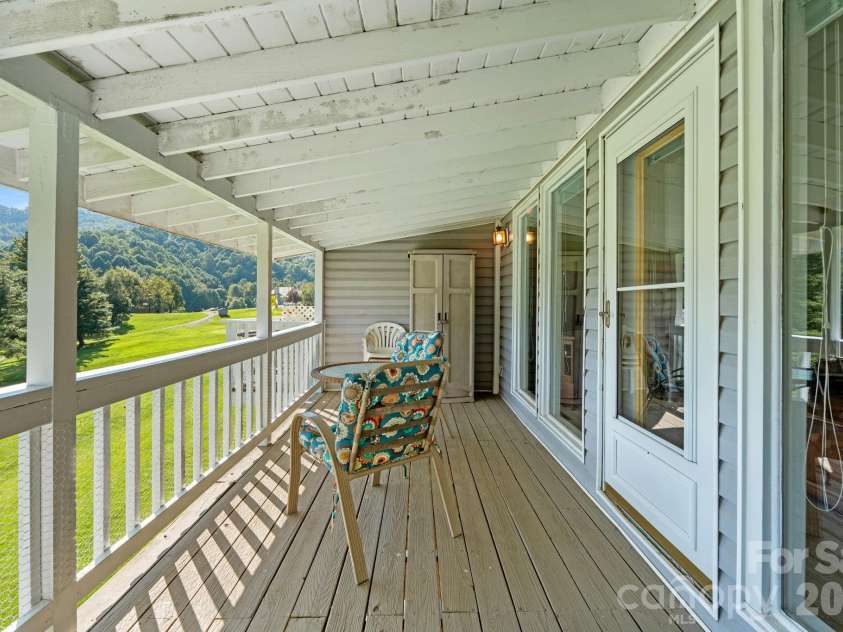 184 Mountain Club Drive, Vilas, NC 28692.  MLS# CAR4417205, YatesRealty ID 46958. 