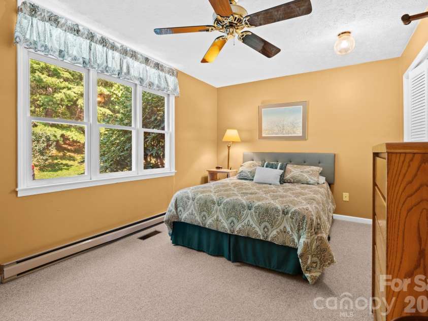 184 Mountain Club Drive, Vilas, NC 28692.  MLS# CAR4417205, YatesRealty ID 46958. 
