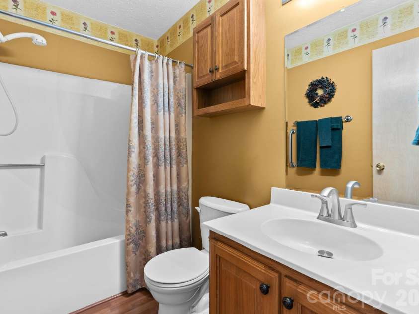 184 Mountain Club Drive, Vilas, NC 28692.  MLS# CAR4417205, YatesRealty ID 46958. 