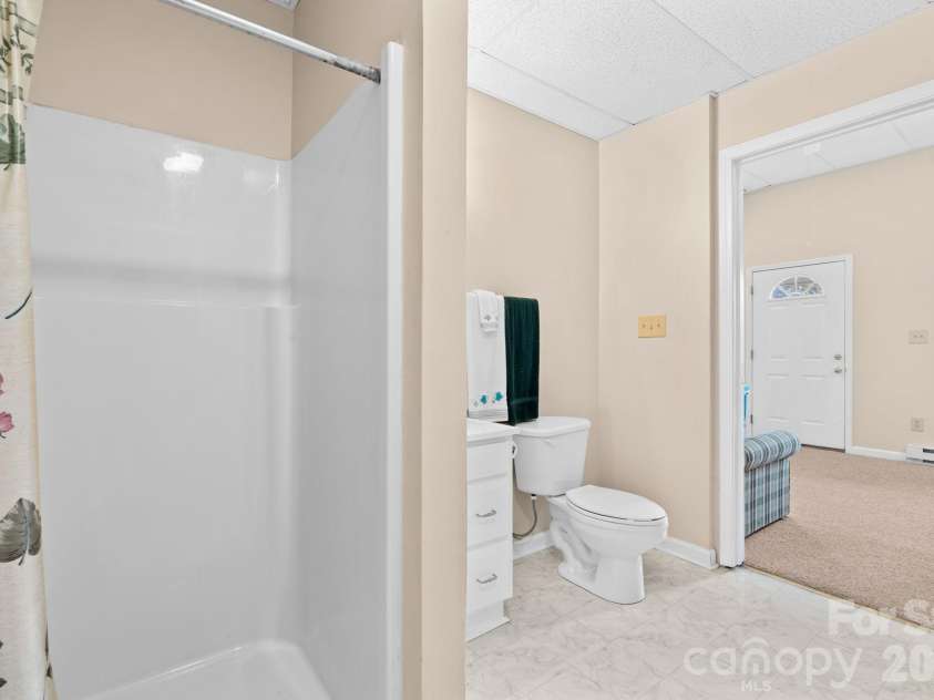 184 Mountain Club Drive, Vilas, NC 28692.  MLS# CAR4417205, YatesRealty ID 46958. 