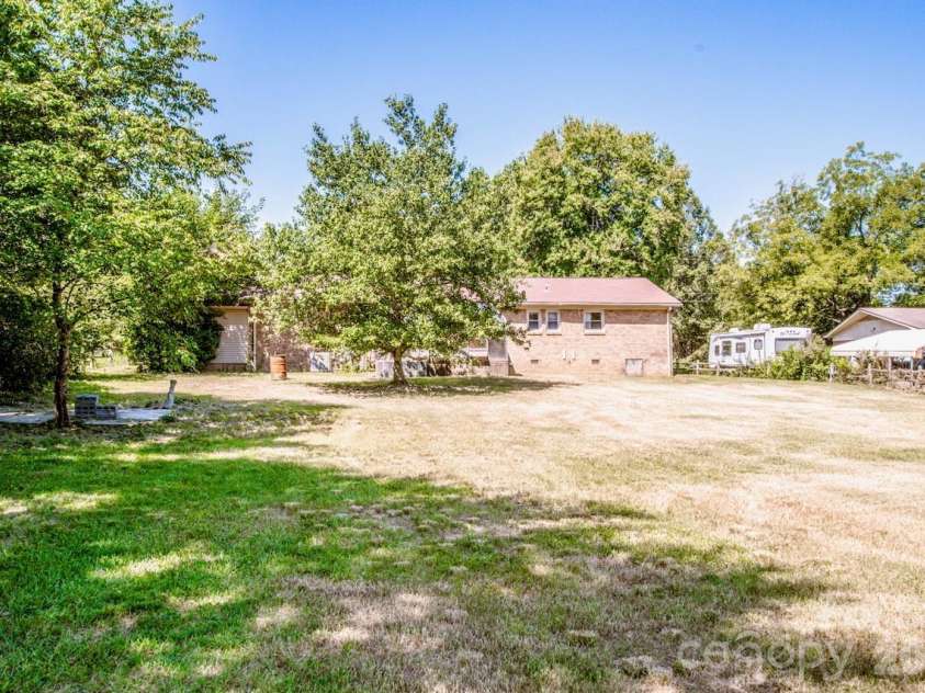 5311 Agner Drive, Salisbury, NC 28146.  MLS# CAR4417781, YatesRealty ID 46959. Huge rear yard