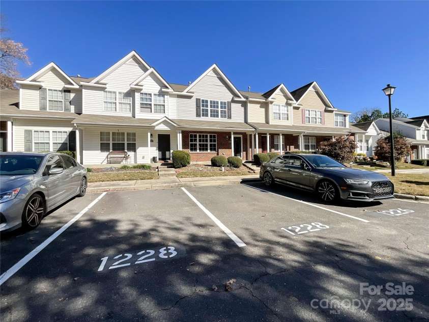 1228 Iron Gate Court, Rock Hill, SC 29732.  MLS# CAR4317388, YatesRealty ID 4696. 