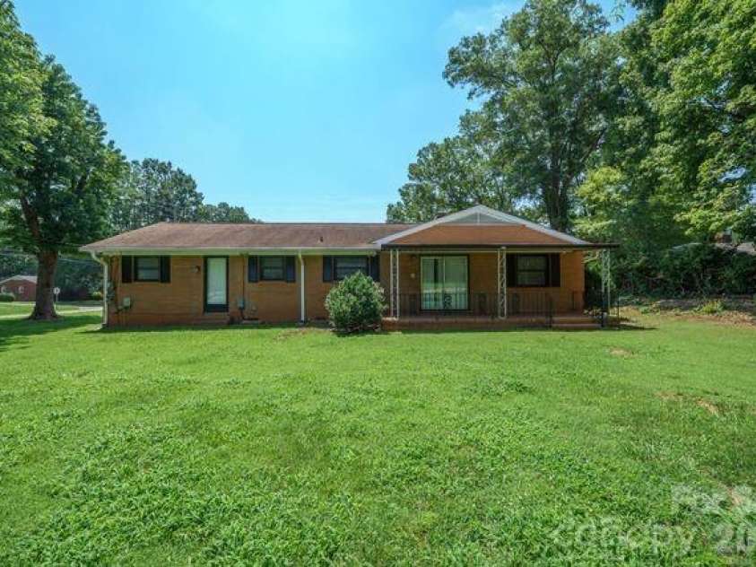 100 Piedmont Drive, Kannapolis, NC 28081.  MLS# CAR4405766, YatesRealty ID 46961. Back View