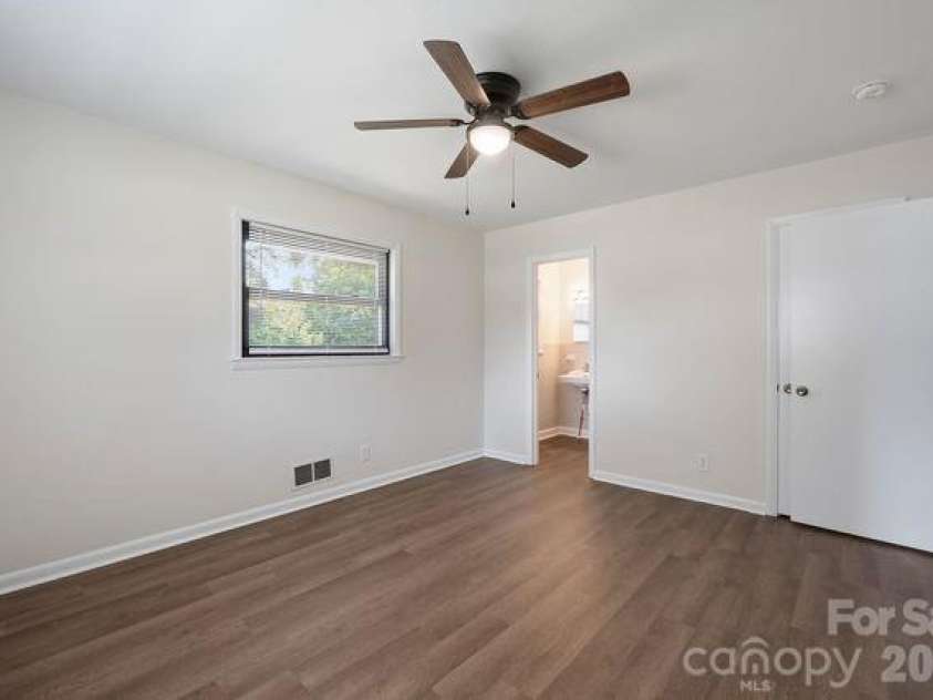 100 Piedmont Drive, Kannapolis, NC 28081.  MLS# CAR4405766, YatesRealty ID 46961. Primary Bedroom