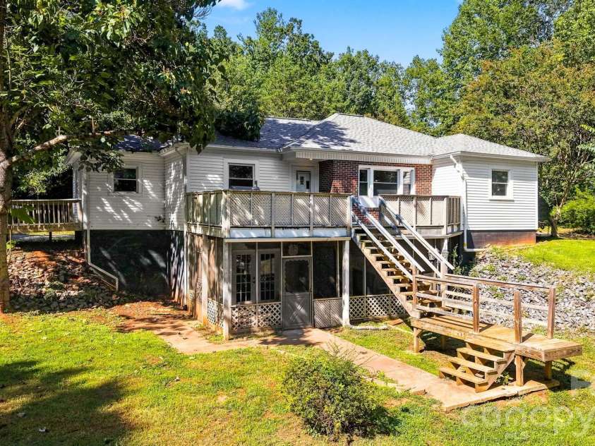 3432 Cannon Ridge Road, Lenoir, NC 28645.  MLS# CAR4418416, YatesRealty ID 46962. 