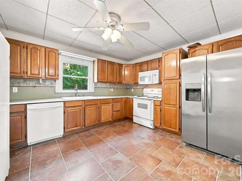 3432 Cannon Ridge Road, Lenoir, NC 28645.  MLS# CAR4418416, YatesRealty ID 46962. 