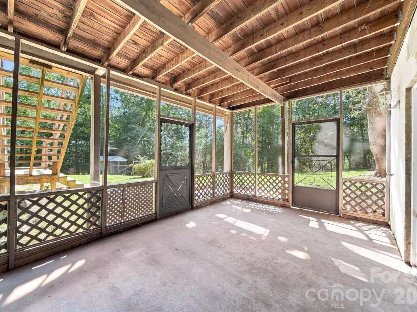 3432 Cannon Ridge Road, Lenoir, NC 28645.  MLS# CAR4418416, YatesRealty ID 46962. 