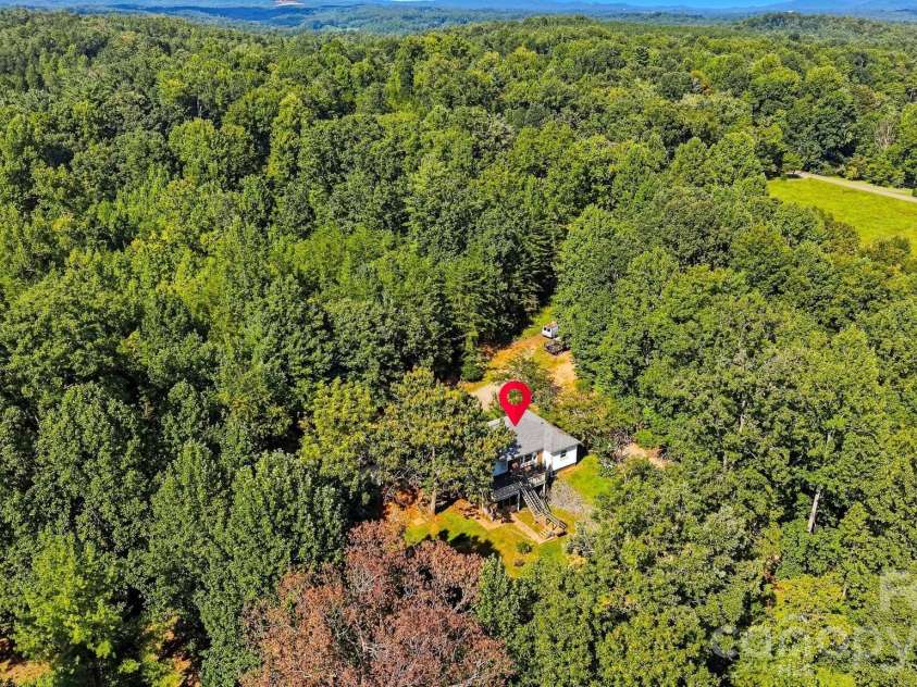 3432 Cannon Ridge Road, Lenoir, NC 28645.  MLS# CAR4418416, YatesRealty ID 46962. 