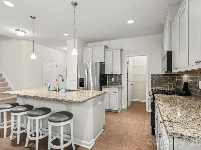14103 Magnolia Walk Drive, Huntersville, NC 28078.  MLS# CAR4418411, YatesRealty ID 46966. 