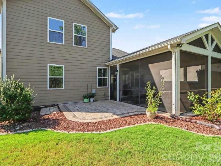 14103 Magnolia Walk Drive, Huntersville, NC 28078.  MLS# CAR4418411, YatesRealty ID 46966. 