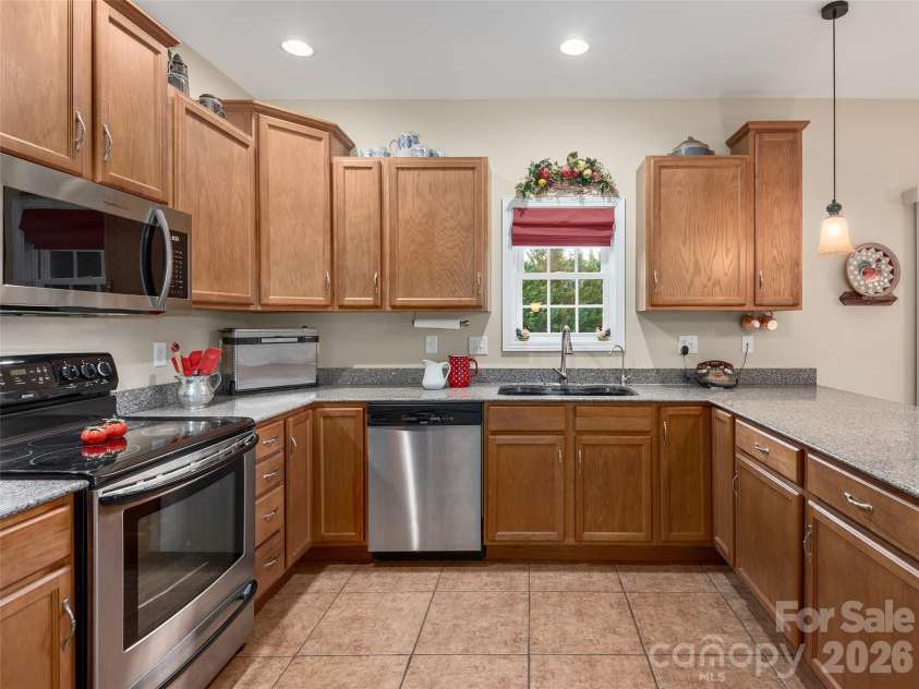 4 Lancaster Lane, Weaverville, NC 28787.  MLS# CAR4418663, YatesRealty ID 46967. 