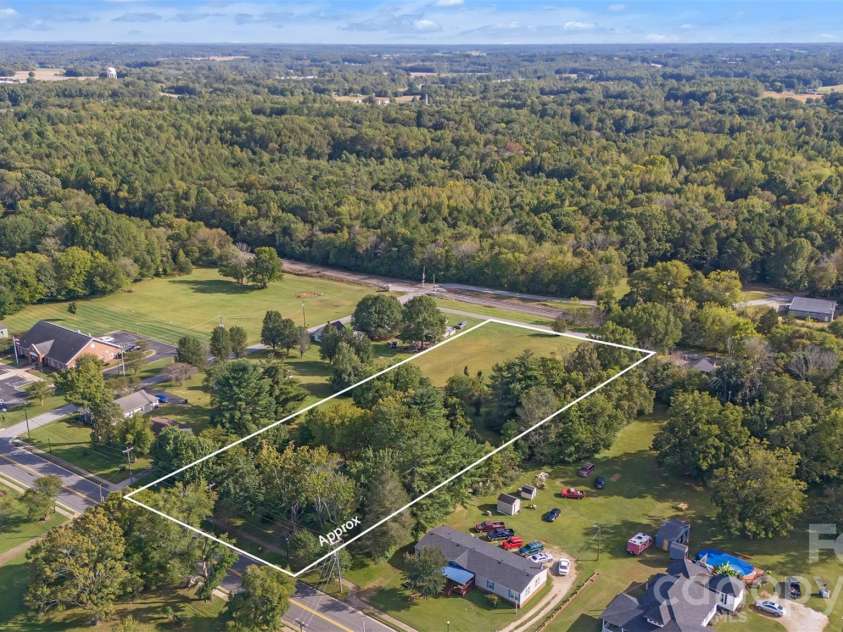 208 Main Street, Cleveland, NC 27013.  MLS# CAR4256953, YatesRealty ID 4697. 