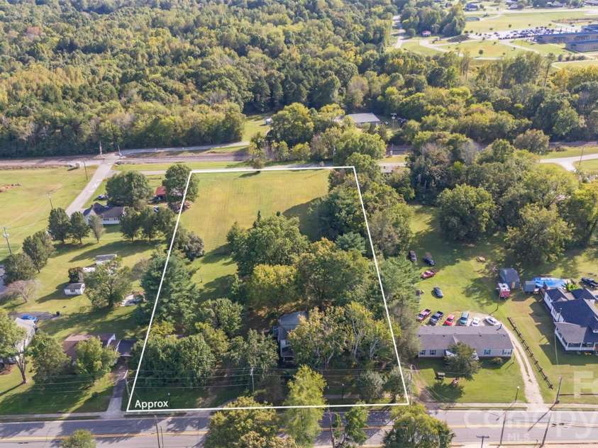 208 Main Street, Cleveland, NC 27013.  MLS# CAR4256953, YatesRealty ID 4697. 