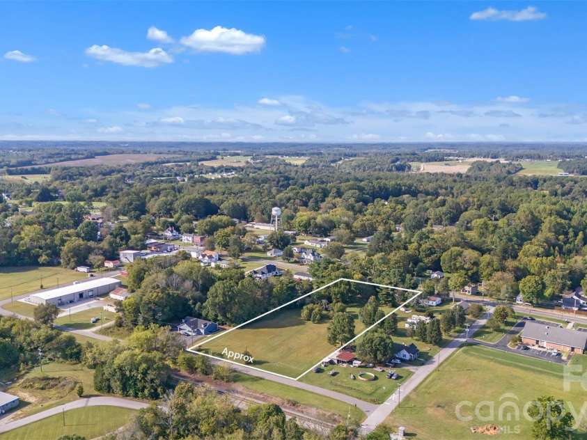 208 Main Street, Cleveland, NC 27013.  MLS# CAR4256953, YatesRealty ID 4697. 