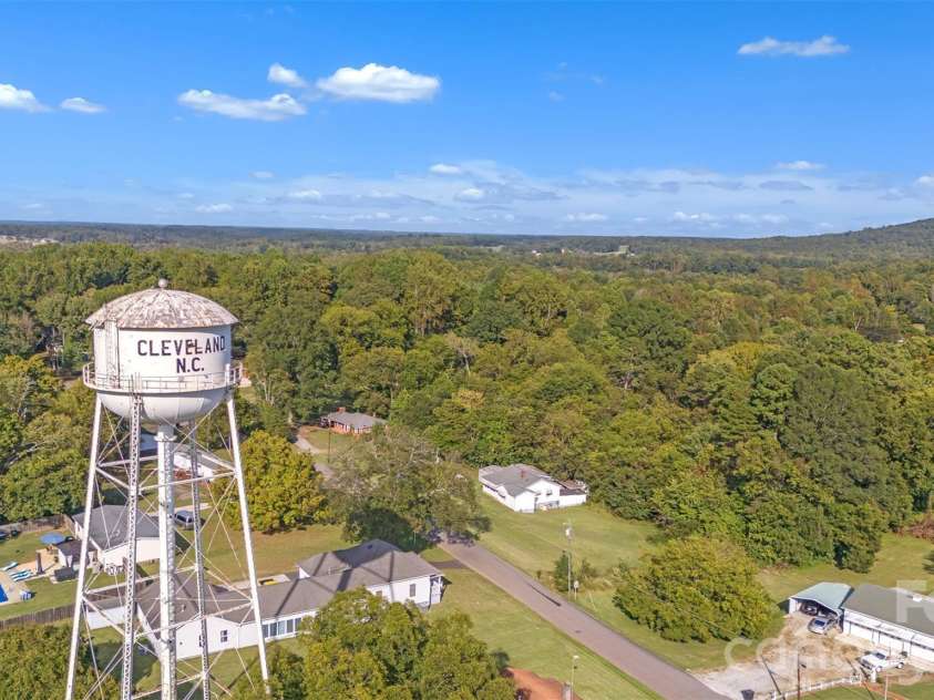 208 Main Street, Cleveland, NC 27013.  MLS# CAR4256953, YatesRealty ID 4697. 