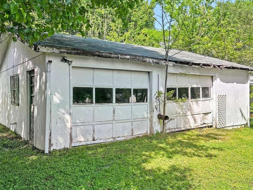 208 Main Street, Cleveland, NC 27013.  MLS# CAR4256953, YatesRealty ID 4697. 