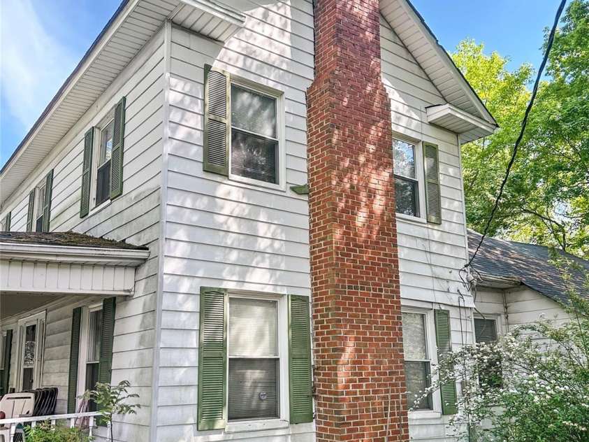 208 Main Street, Cleveland, NC 27013.  MLS# CAR4256953, YatesRealty ID 4697. 