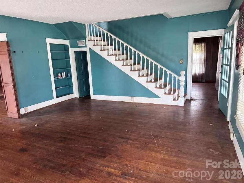 208 Main Street, Cleveland, NC 27013.  MLS# CAR4256953, YatesRealty ID 4697. 