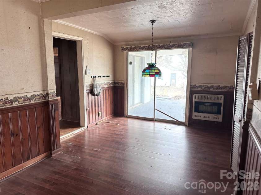 208 Main Street, Cleveland, NC 27013.  MLS# CAR4256953, YatesRealty ID 4697. 