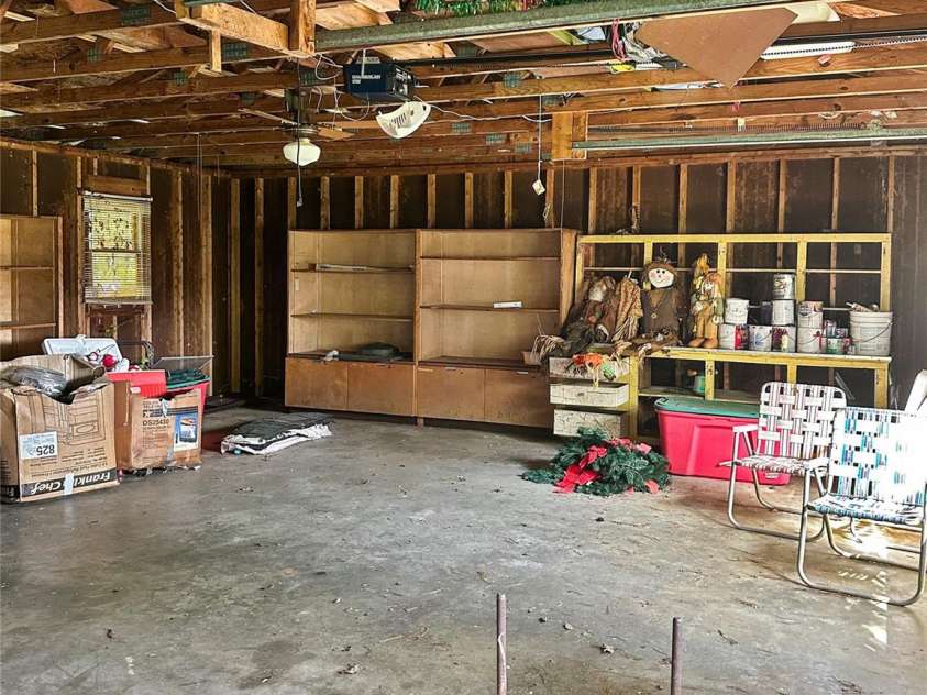 208 Main Street, Cleveland, NC 27013.  MLS# CAR4256953, YatesRealty ID 4697. 