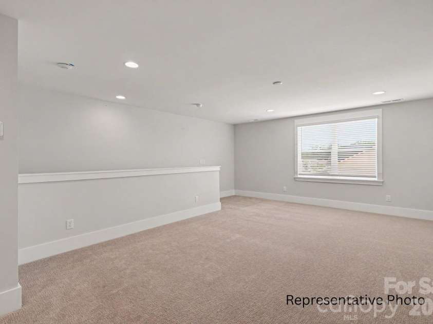 20397 Queens Street, Cornelius, NC 28031.  MLS# CAR4418125, YatesRealty ID 46972. 