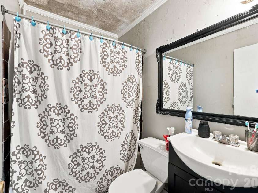 3715 Patricia Drive, Concord, NC 28027.  MLS# CAR4418110, YatesRealty ID 46978. 
