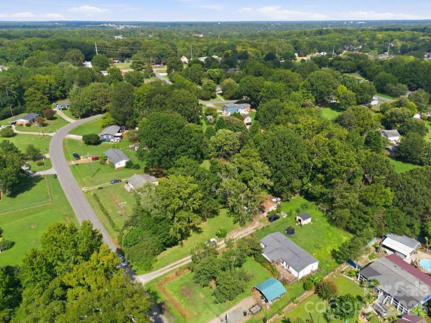 3715 Patricia Drive, Concord, NC 28027.  MLS# CAR4418110, YatesRealty ID 46978. 