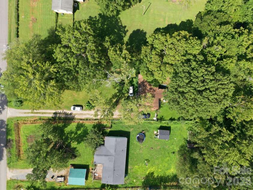 3715 Patricia Drive, Concord, NC 28027.  MLS# CAR4418110, YatesRealty ID 46978. 