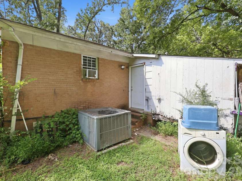 3715 Patricia Drive, Concord, NC 28027.  MLS# CAR4418110, YatesRealty ID 46978. 