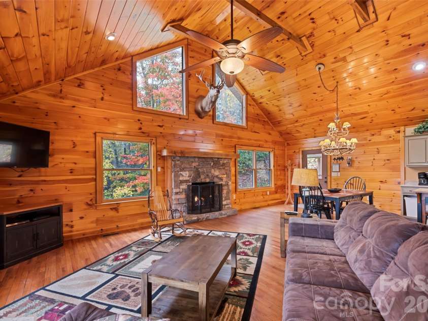 235 Soaring Eagle Road, Bryson City, NC 28713.  MLS# CAR4316418, YatesRealty ID 4698. Fully furnished, turnkey opportunity to live in and/or invest in the Great Smoky Mountains