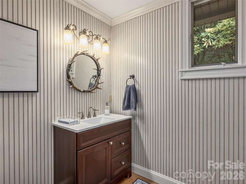 474 Scenic Circle, Waynesville, NC 28786.  MLS# CAR4418559, YatesRealty ID 46982. 