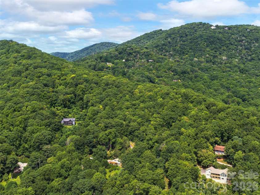 474 Scenic Circle, Waynesville, NC 28786.  MLS# CAR4418559, YatesRealty ID 46982. 