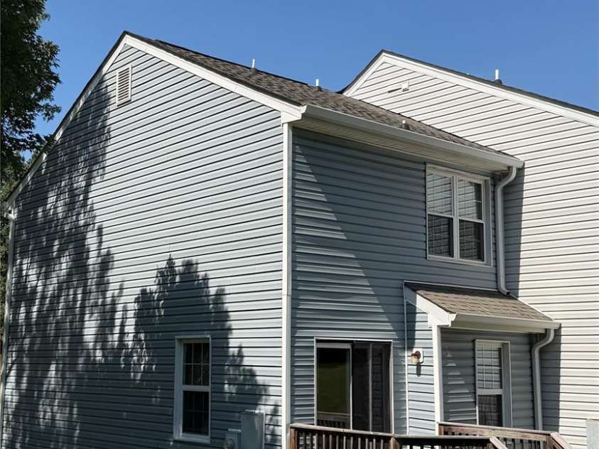 8253 Circle Tree Lane, Charlotte, NC 28277.  MLS# CAR4417933, YatesRealty ID 46984. Rear deck