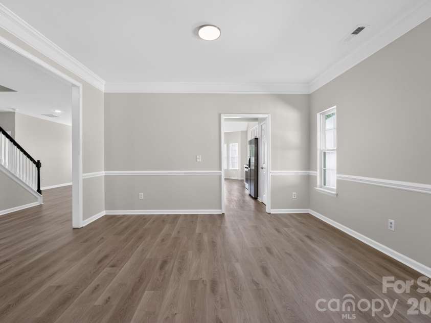 3006 Royal Troon Drive, Matthews, NC 28104.  MLS# CAR4418577, YatesRealty ID 46988. 