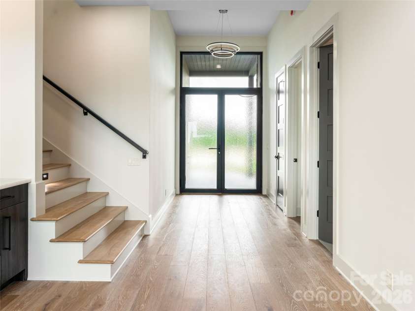 24 Watchman Drive, Hendersonville, NC 28791.  MLS# CAR4417111, YatesRealty ID 4699. 