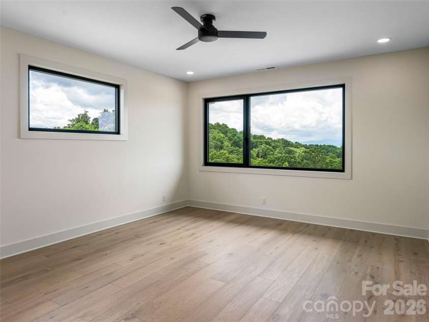 24 Watchman Drive, Hendersonville, NC 28791.  MLS# CAR4417111, YatesRealty ID 4699. 