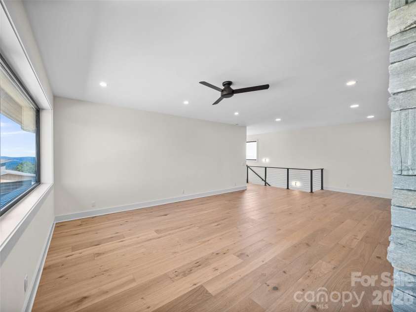 24 Watchman Drive, Hendersonville, NC 28791.  MLS# CAR4417111, YatesRealty ID 4699. 