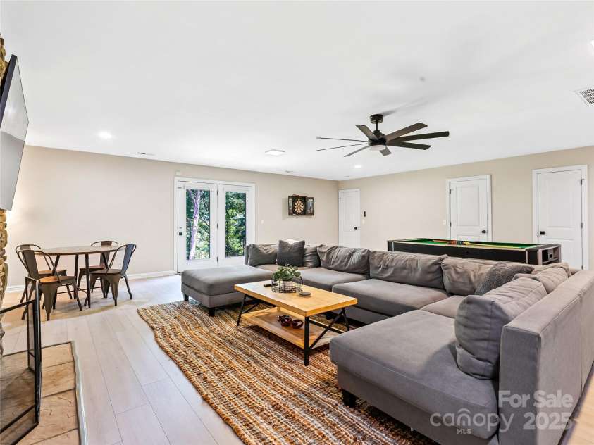 90 Indian Mound Trail, Fairview, NC 28730.  MLS# CAR4268261, YatesRealty ID 4699. 