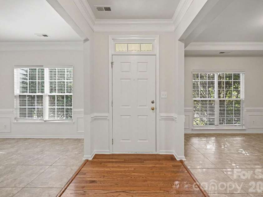 400 Amersham Lane, Waxhaw, NC 28173.  MLS# CAR4418171, YatesRealty ID 46990. 