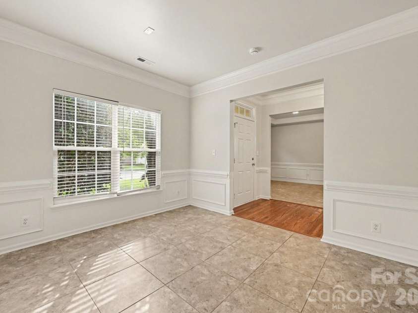 400 Amersham Lane, Waxhaw, NC 28173.  MLS# CAR4418171, YatesRealty ID 46990. 